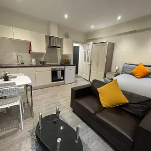 https://spacesavers-sheffield.yorkshirehotels.net